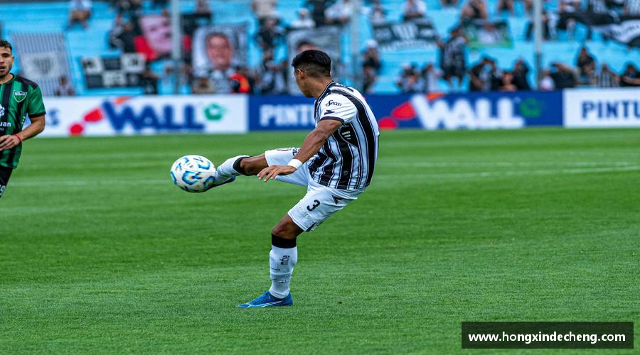 ub8优游平台奋力前行，勇往直前